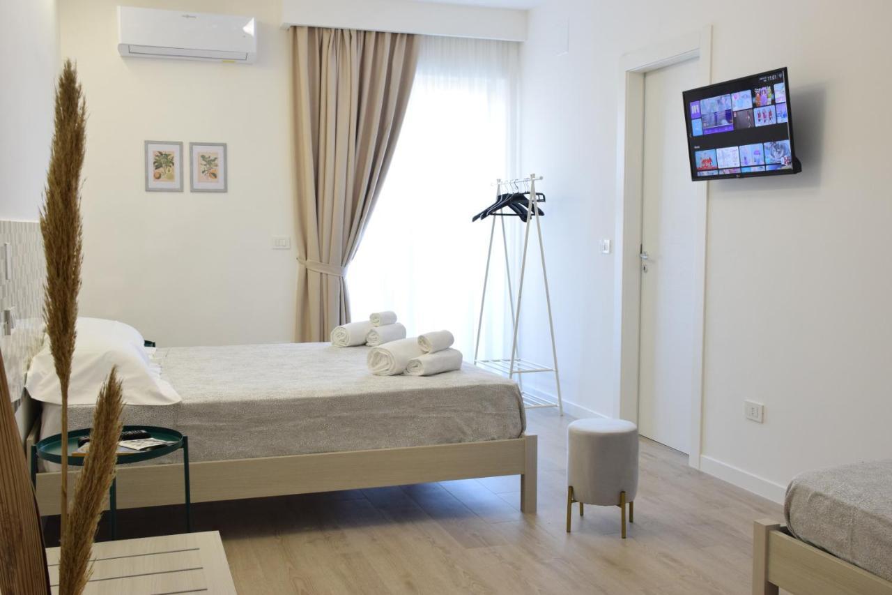 Accomodati B&B Marina di Gioiosa Ionica Exteriör bild
