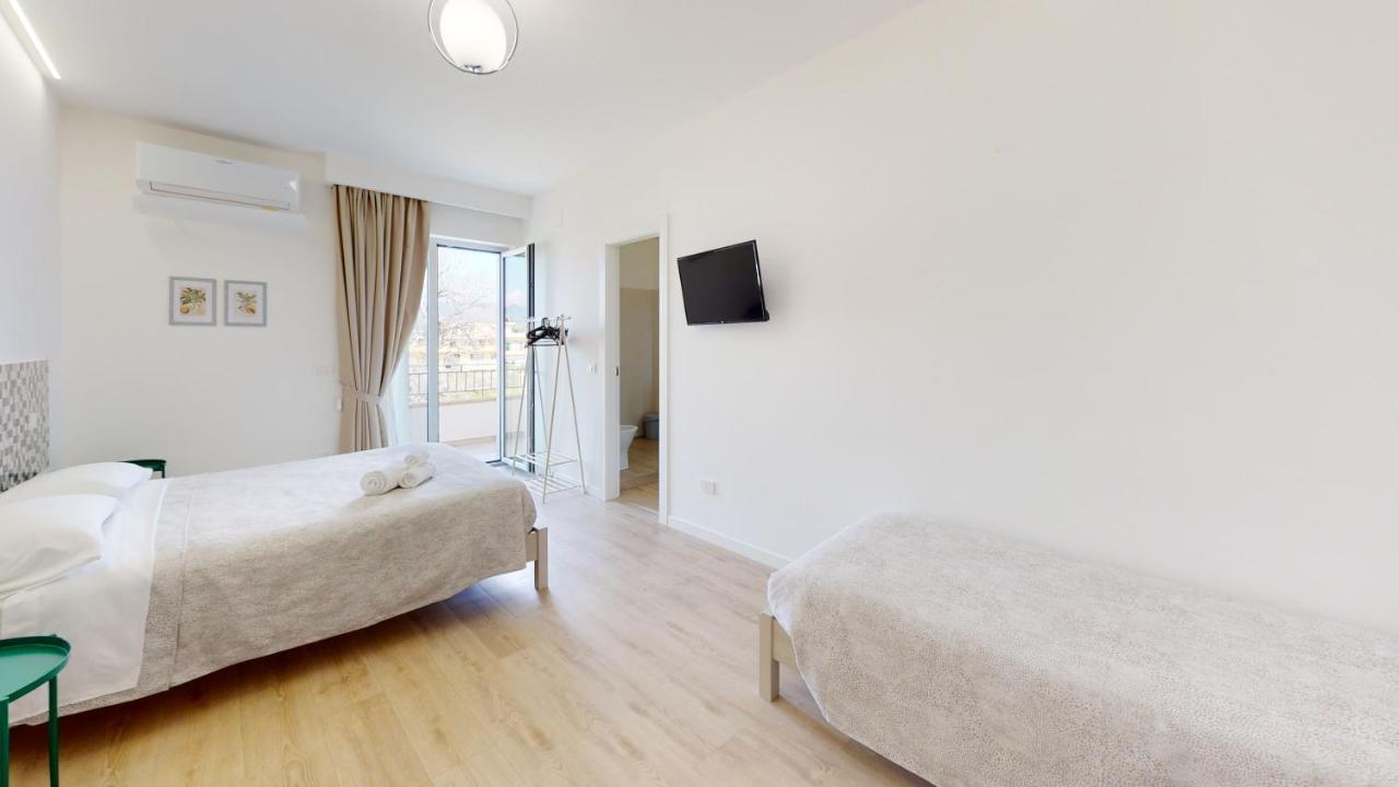 Accomodati B&B Marina di Gioiosa Ionica Exteriör bild